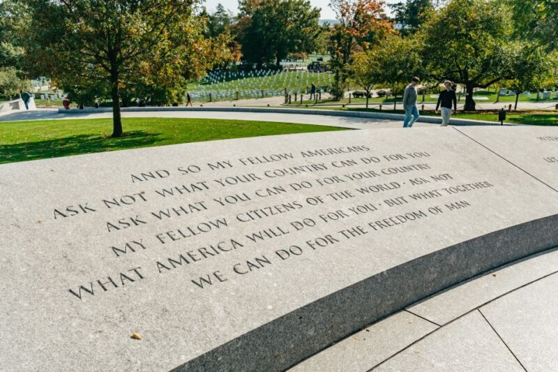 New York City: Full-Day Washington DC City Highlights Tour - Authentic Experiences and Highlights