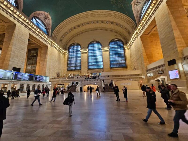 New York City: Gossip Girl Walking Tour - A Closer Look at the Tour Experience