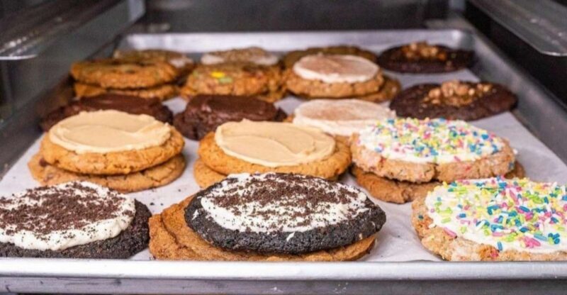 New York City: Hell's Kitchen Food & Central Park Combo Tour - Key Points