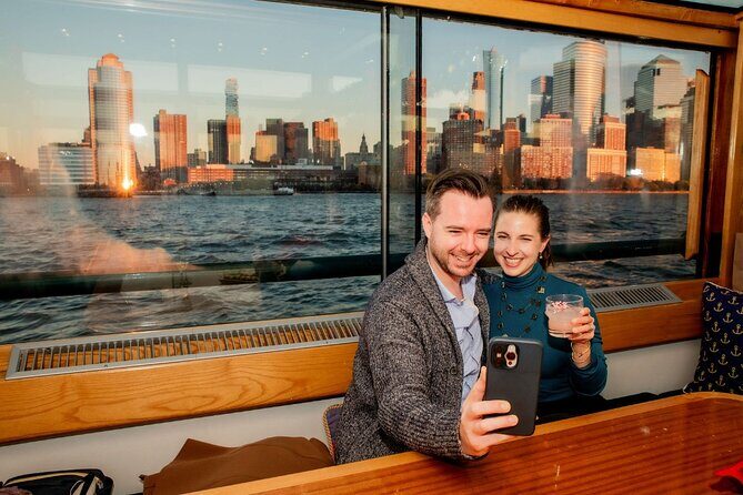 New York City Holiday Sunset Sightseeing Cruise - Authentic Experiences from Reviews