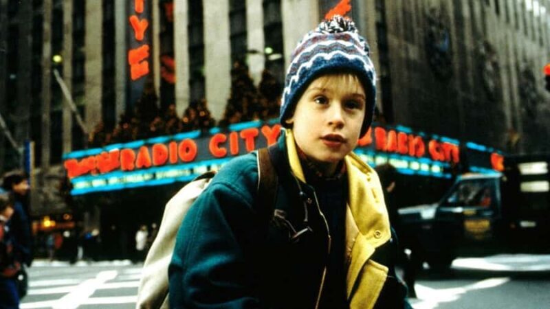 New York City: Home Alone & Elf Filming Locations Tour 60min - Key Points