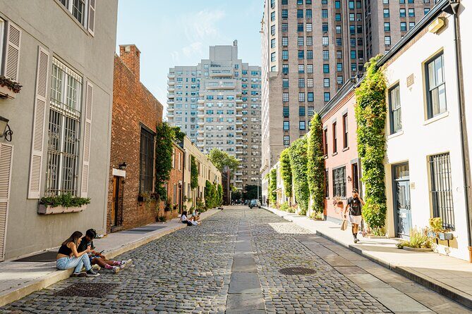 New York City Private Greenwich Village Iconic Bakeries Tour - Frequently Asked Questions