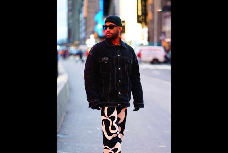 New York City: Solo or Couples Photoshoot in Times Square! - FAQs