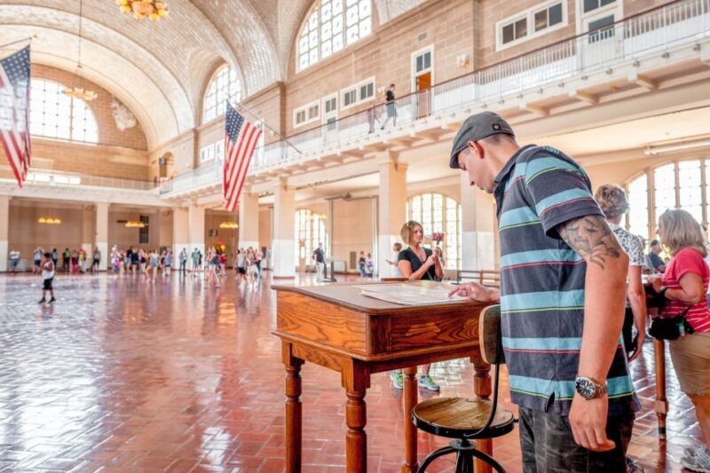 New York City: Statue of Liberty & Ellis Island with Ferry - Key Points