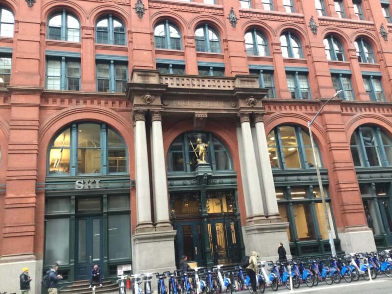 New York City: Walking Tour of SoHo and NoHo. - Key Points