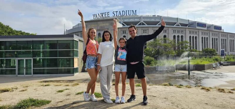 New York Contrasts Tour in Spanish, three great neighborhoods. - Key Points