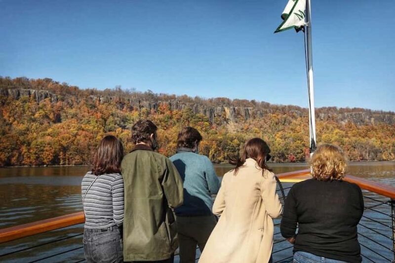 New York: Fall Foliage Cruise on the Hudson River - Duration and Timing