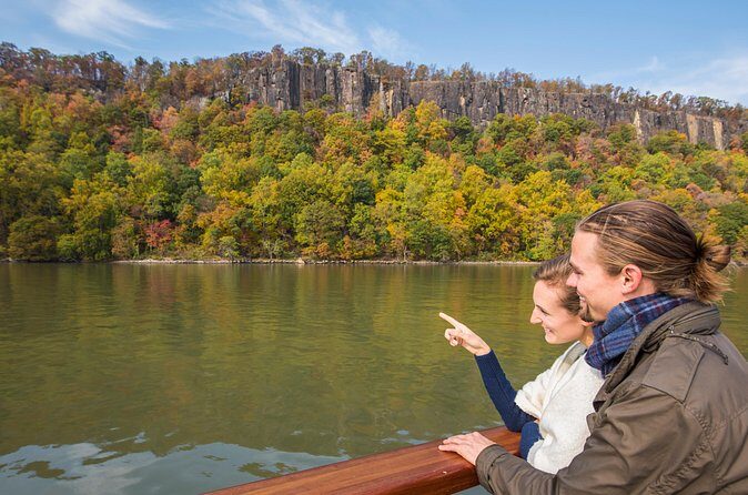 New York Fall Foliage Sail up the Hudson River - Frequently Asked Questions