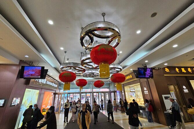 New York: From Spider-Man to Skyline  The World in One City - FAQ