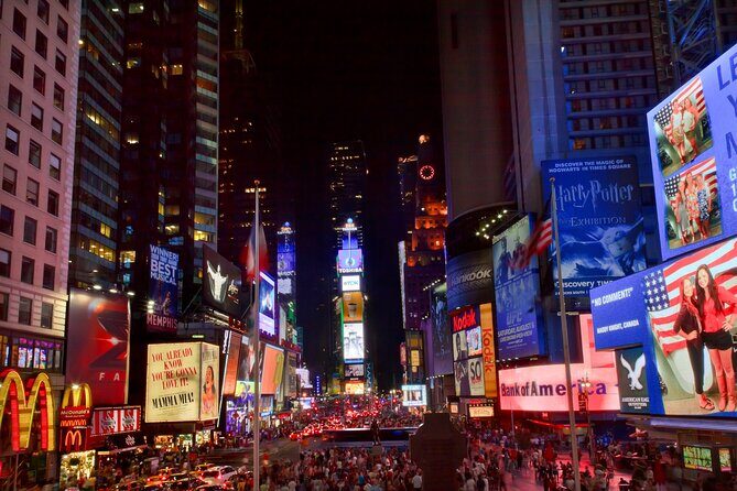 New York Holiday Lights Tour with Dyker Heights - New York Holiday Lights Tour with Dyker Heights: A Bright Christmas Experience