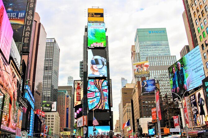 New York Local Fashion Designers Shopping Tour with a Stylist - The Itinerary: A Closer Look
