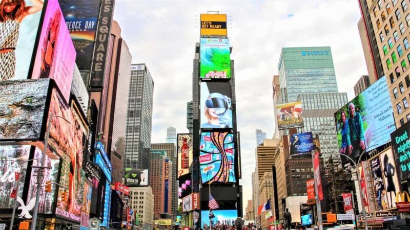 New York: Local Fashion Shopping Tour with A Stylist - Key Points