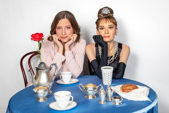 New York: Madame Tussauds Wax Museum and 24hr Hop-on Hop-off Tour - Who Should Consider This Tour?