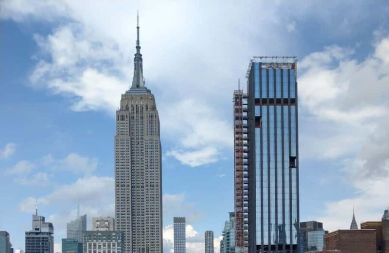 New York: Manhattan Guided Bus Tour - Key Points