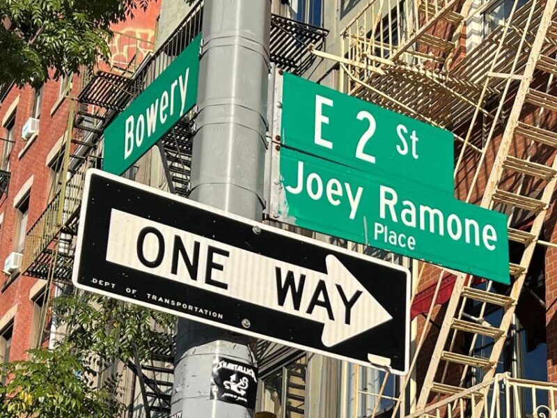 New York: Rock and Roll History and Culture Walking Tour - Key Points