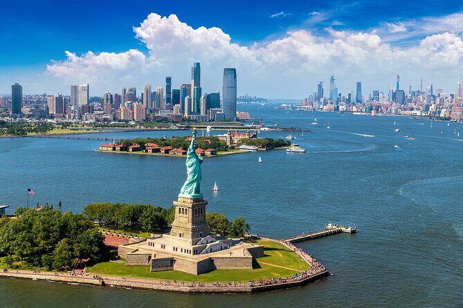 New York Statue of Liberty and Happy Hour Cruise Combo - Who Is This Tour Best For?