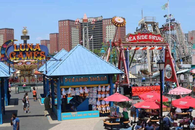 New York: Summer in Brooklyn Walking Tour - Deep Dive into the Experience