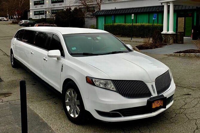 Newark (EWR) Airport Stretch Limo Service To NYC - FAQs