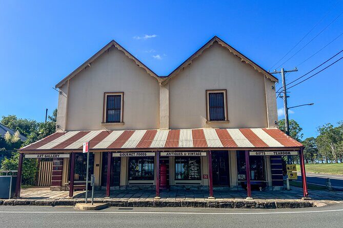 Newcastle: Country Towns River & Farm Tour with BBQ - FAQs