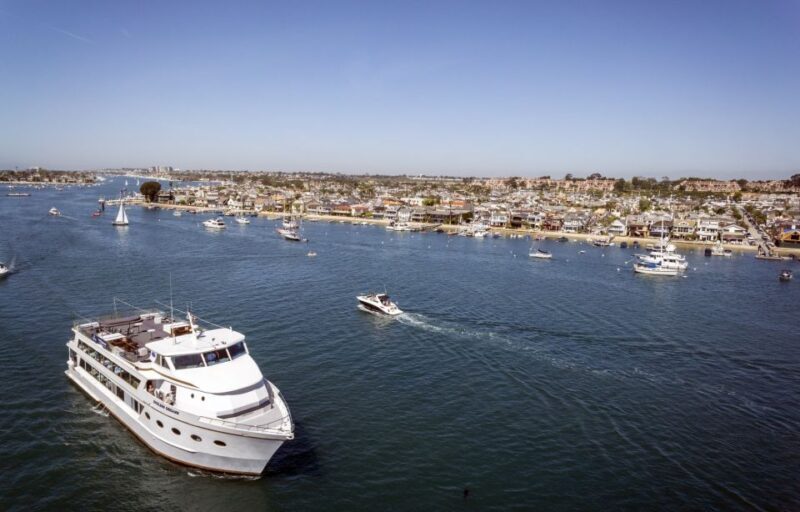Newport Beach: Champagne and Brunch Buffet City Cruise - Key Points