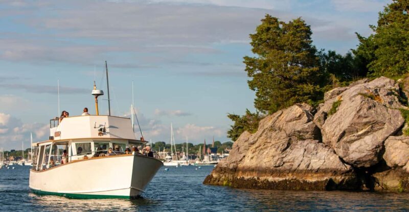 Newport: Morning Cruise with Complimentary Mimosa - Key Points