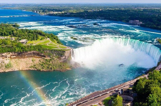 Niagara Falls and Toronto Downtown City Tour - Authentic Experiences and Highlights