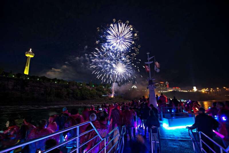 Niagara Falls, Canada: Evening Fireworks Cruise - FAQ
