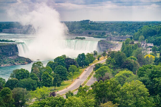 Niagara Falls Canada Tour, Boat & Maple Tasting  USA Pickup - Who Will Love This Tour?