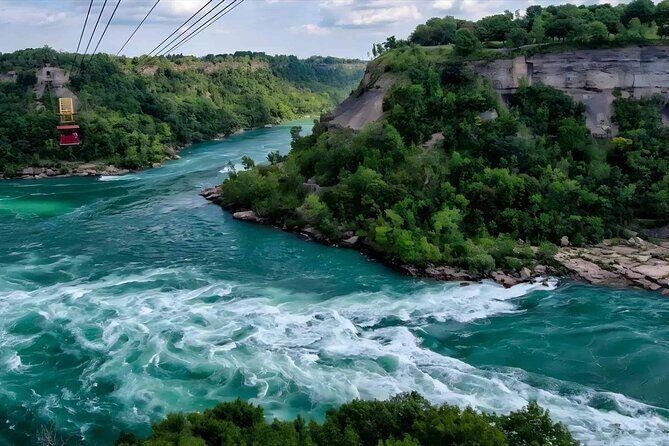 Niagara Falls Day Tour, Boat Cruise and Journey Behind the Falls - Who Should Consider This Tour?