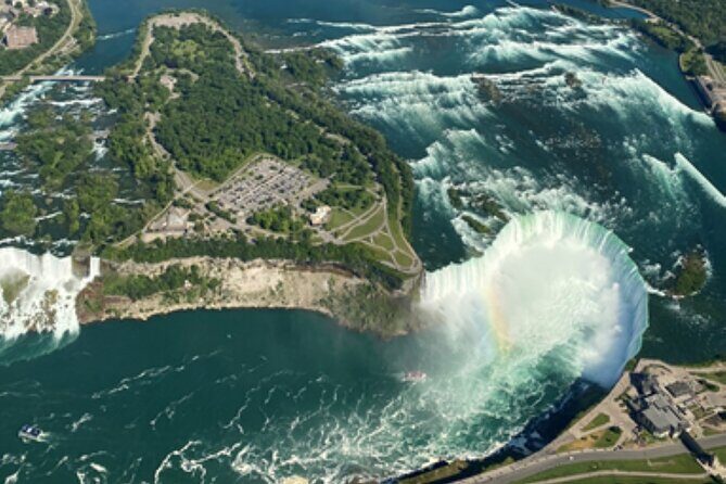 Niagara Falls Day Tour Includes Boat Cruise, Winery Stop & Lunch - Free Time at the Falls and Niagara-on-the-Lake