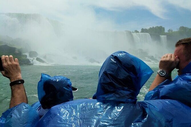 Niagara Falls Evening Illumination Tour with Maid Boat Ride - FAQ