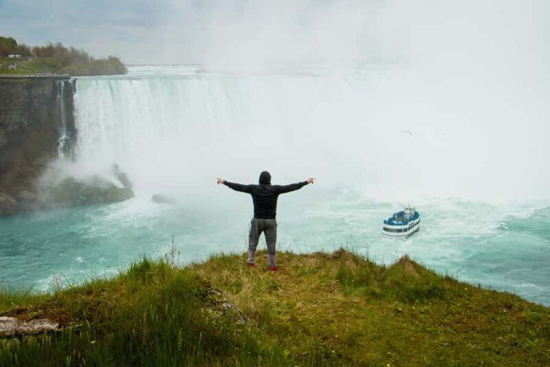 Niagara Falls: Private Sunset Walking Tour - The Sum Up