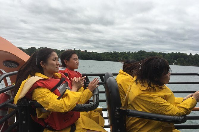 Niagara Falls Sightseeing tour of USA Side plus Jetboat - Key Points
