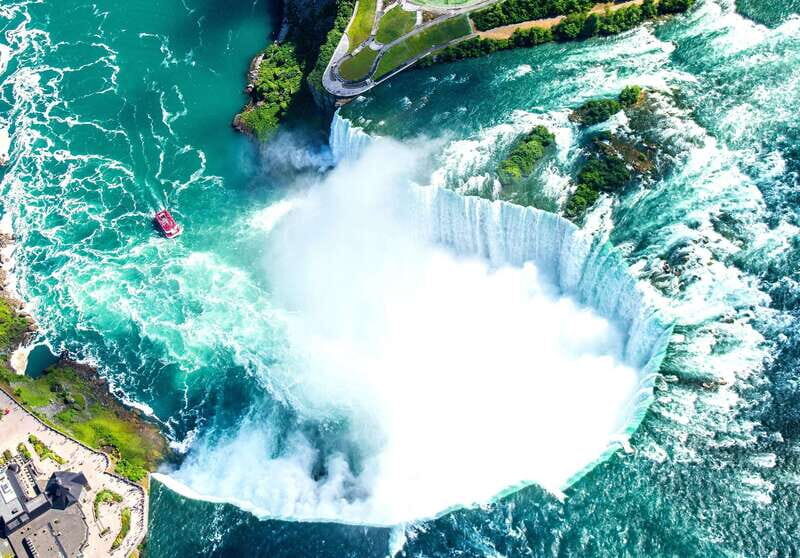 Niagara Falls Tour from Niagara Falls, Canada - An In-Depth Look at the Tour Experience