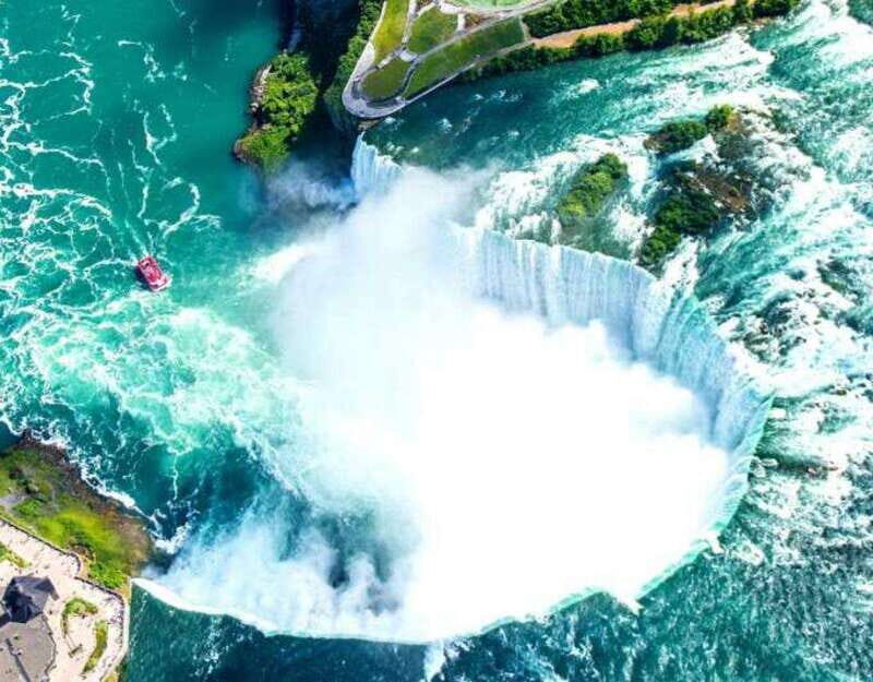Niagara Falls Tour from Toronto With Niagara Skywheel - An In-Depth Look at the Tour Experience