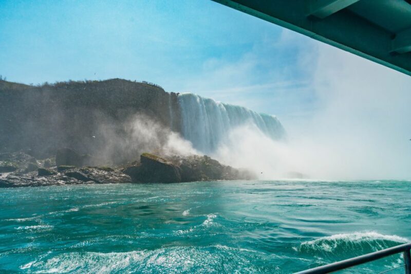 Niagara Falls, USA: American Tour & Maid of The Mist - An In-Depth Look at the Niagara Falls American Tour & Maid of The Mist