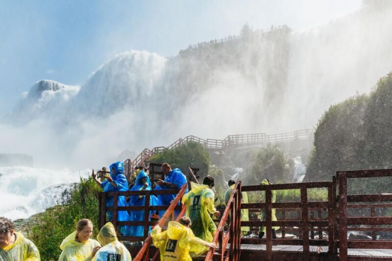 Niagara Falls USA: Cave of the Winds & Maid of the Mist Ride - An In-Depth Look at the Experience