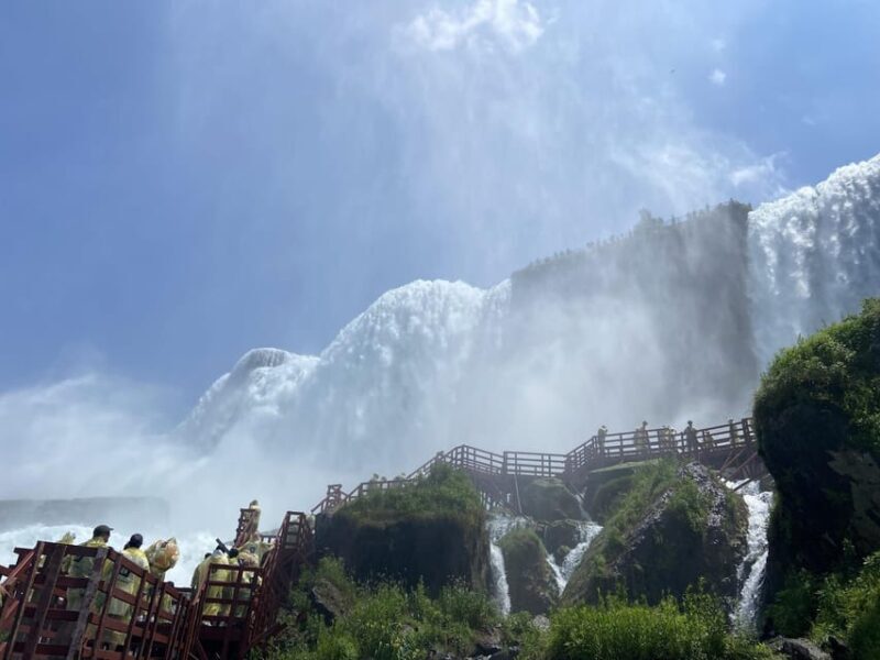 Niagara Falls: VIP Maid of the Mist & Cave of the Winds Tour - FAQ