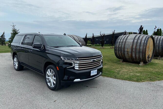 Niagara-on-the-Lake Private Wine and Dinner Tour in Private SUV - An Elegant Spin on Niagara’s Wine Country