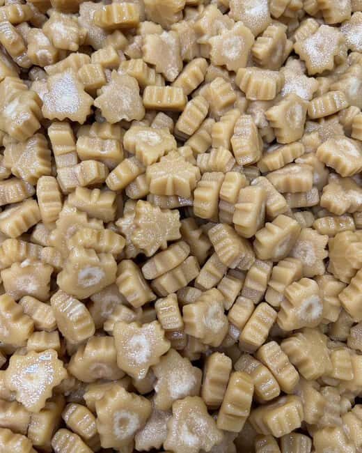 Niagara-on-the-Lake: Ultimate Canadian Food & Wine Tour - Who Will Love This Tour?