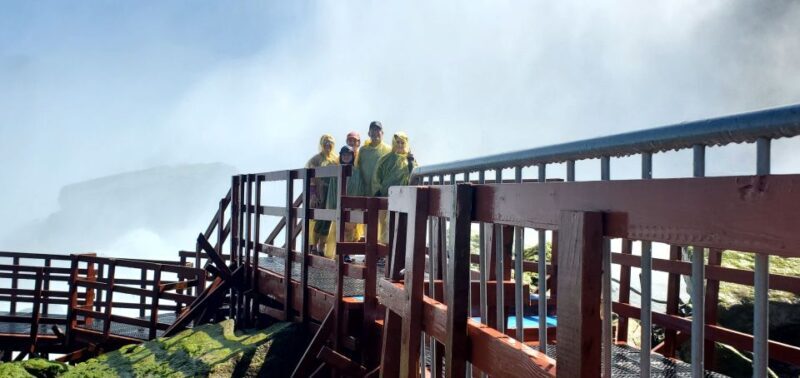 Niagara, USA: Cave of the Winds Adventure Winter Tour - FAQs