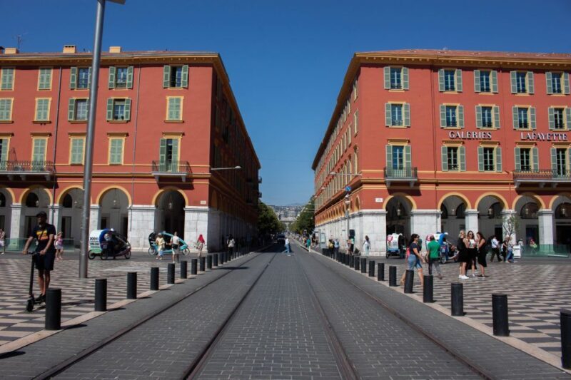 Nice: Tour with Private Guide - FAQ