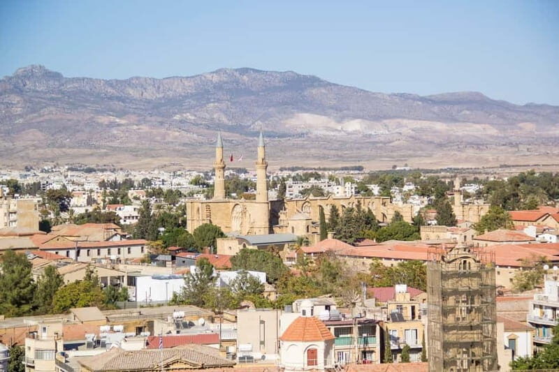 Nicosia: Express Walk with a Local in 60 minutes - Who Should Book This Tour?
