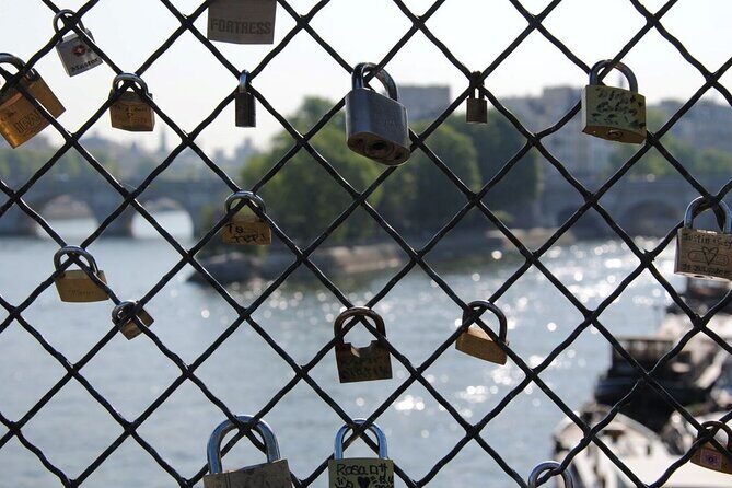 Night Out in Paris: Boho Vibes & City Lights - FAQ — Your Practical Questions Answered