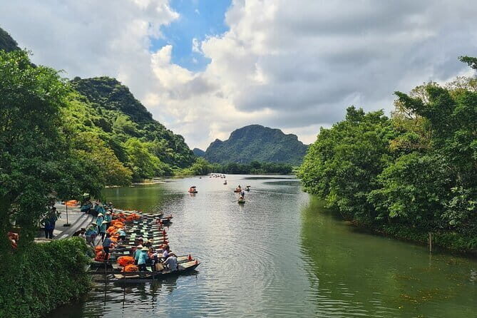 Ninh Binh Bai Dinh Trang An 1 Day Tour from Hanoi Old Quarter - Key Points