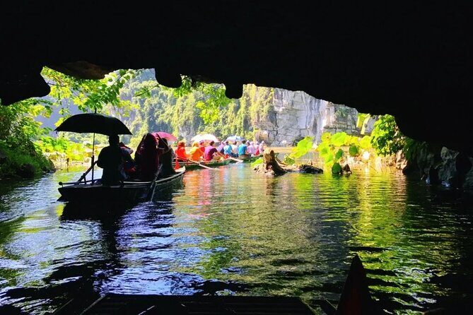 Ninh Binh Day Tour Tam Coc Mua Cave Hoa Lu Buffet Lunch Limousine - Weighing the Experience: What Travelers Say