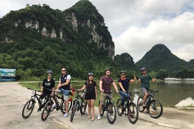 Ninh Binh Day Tour To Visit Hoa Lu -Tam Coc/ Trang An - Mua Cave - The Practicalities and Value