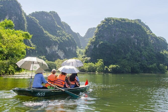 Ninh Binh Full-Day Tour from Hanoi with Boat,Caves & Bike - Lunch Break