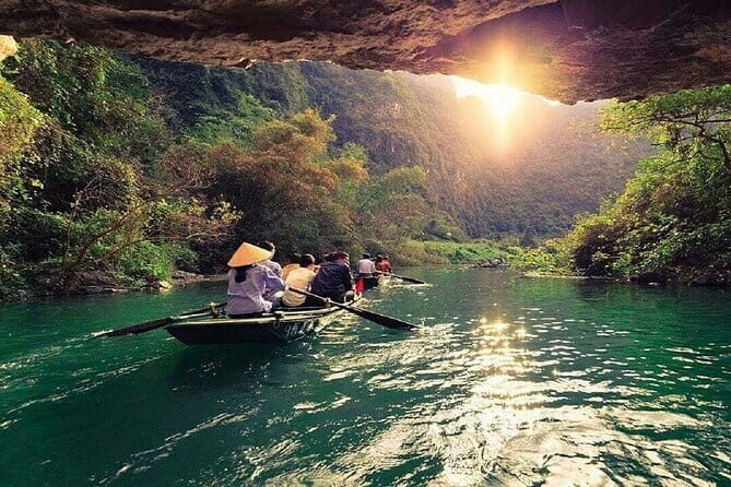 Ninh Binh: Hoa Lu, Trang An/Tam Coc and Mua Caves Hiking Day Trip - Introduction: What to Expect from This Day Trip