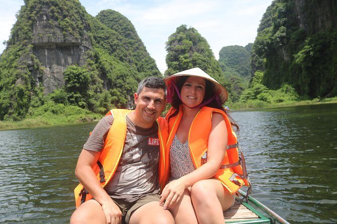 Ninh Binh Luxury Tour 2 Days 1 night by limousine See Hidden Gems - Day 2: Peaks, Pagodas, and Ancient Capitals